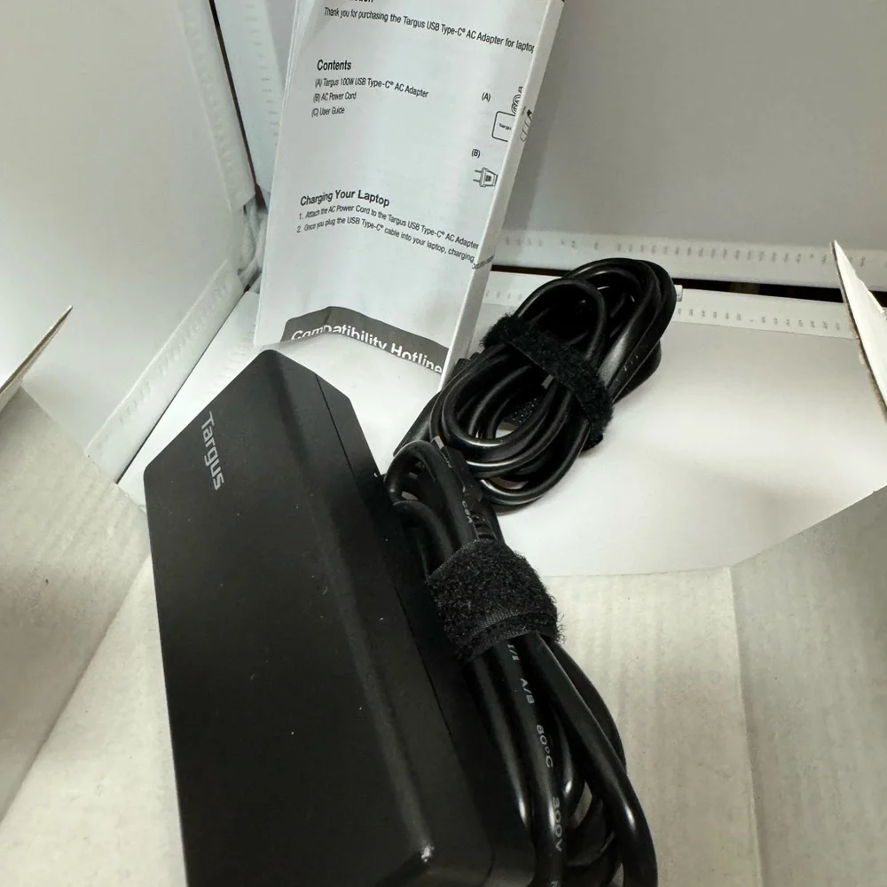 Targus 100W USB-C AC Adapter Charger for MacBook Chromebook Windows HP
